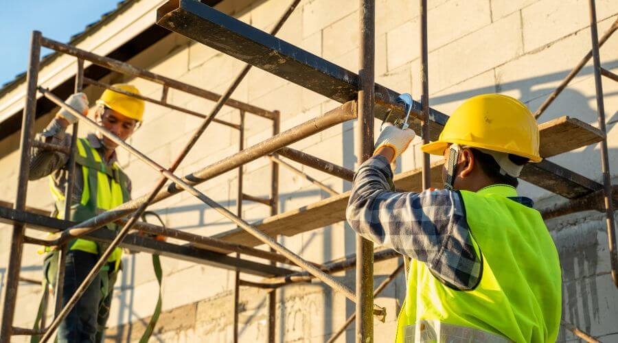 Local Siding Services in Latham, IL